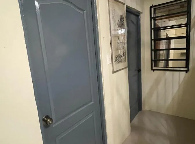 Staycation Cozy Comfortable Quality Fast Internet Worldwide Channel Cable Tv Gaming Netflix Sanitize Apartamento